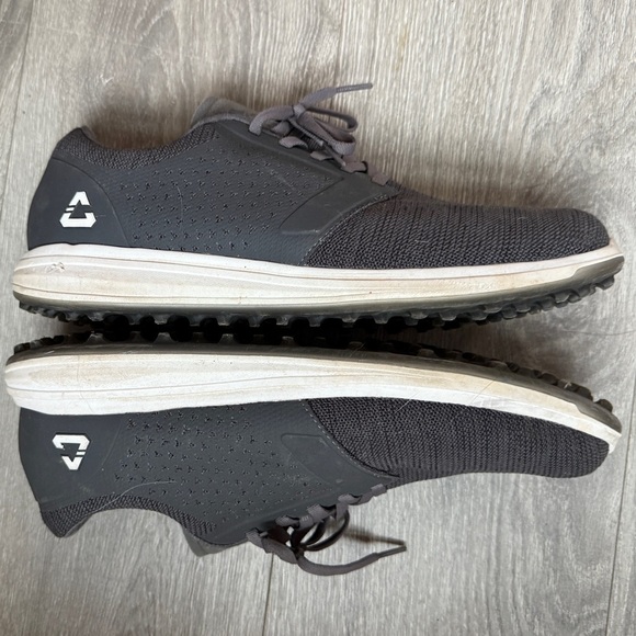 TRAVIS MATHEW/CUATER ‘The Moneymaker’ Mens Spikeless Golf Shoe Gray. Size 10.5 - Picture 3 of 8